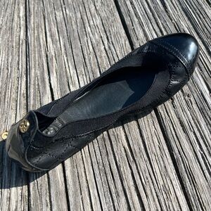 TORY BURCH SZ 6M, BLACK FLATS , good cond